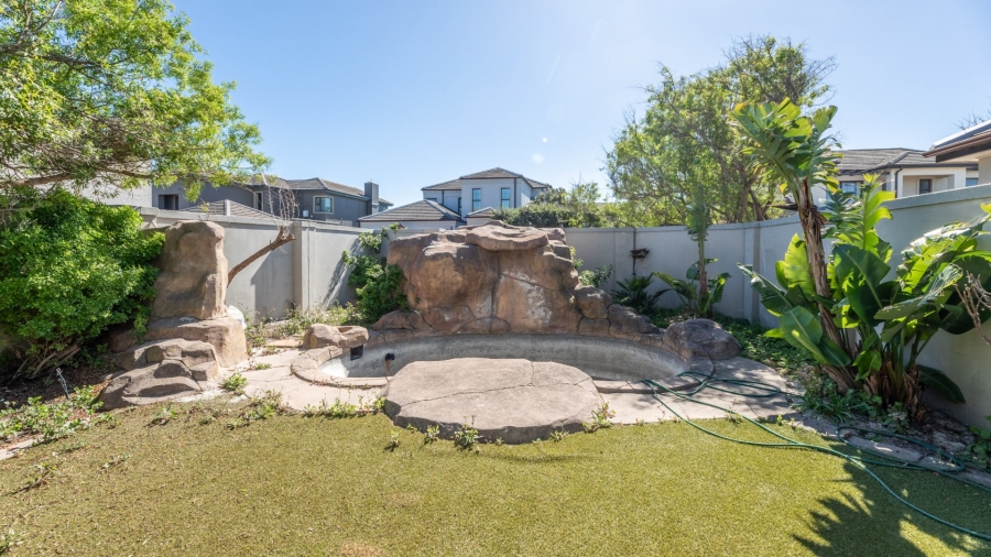 4 Bedroom Property for Sale in Big Bay Western Cape